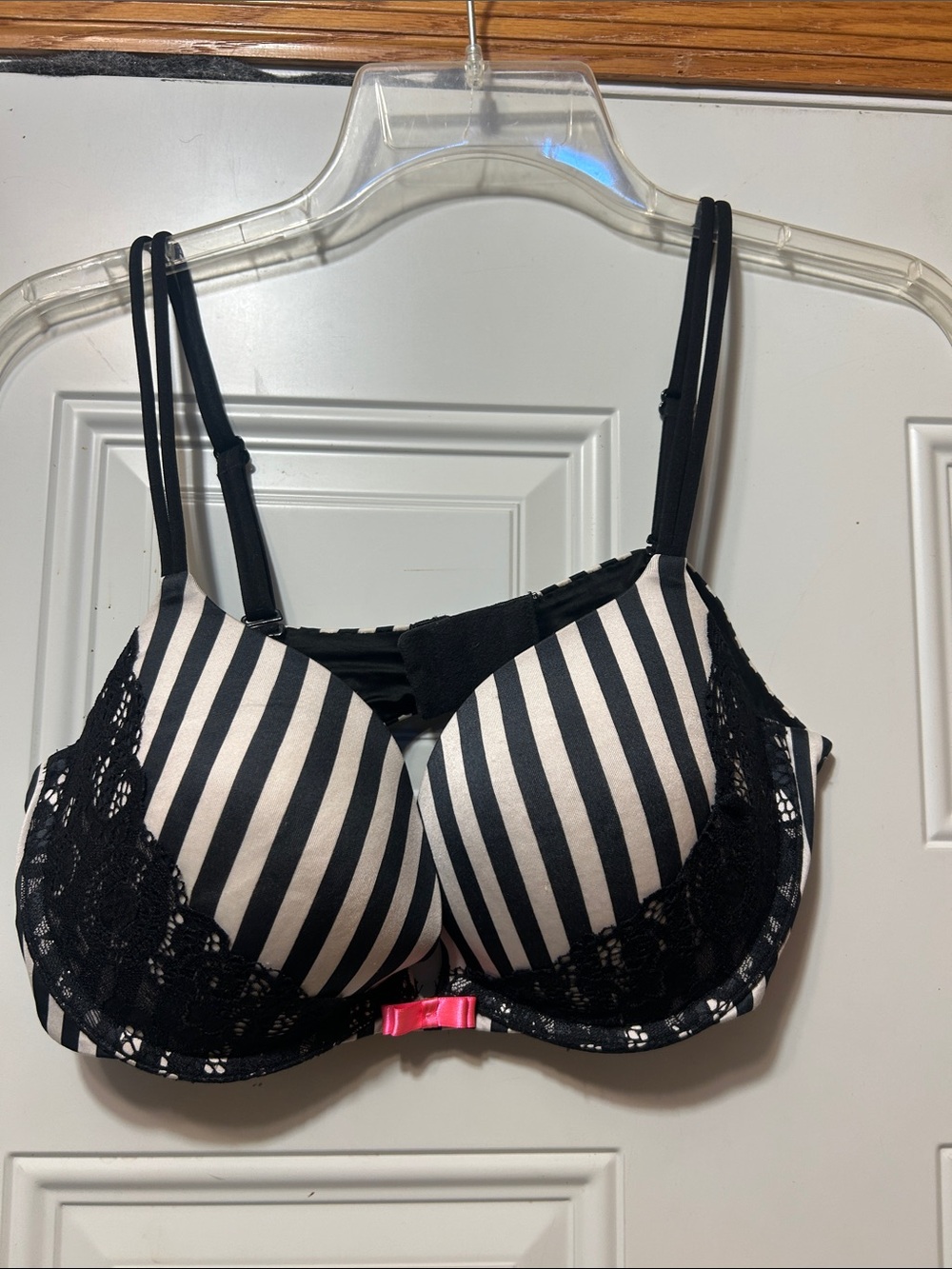 Victoria’s Secret Bra 36C